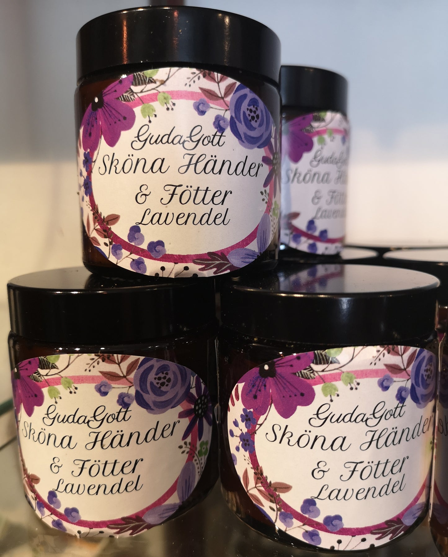 Sköna händer och fötter lavendel